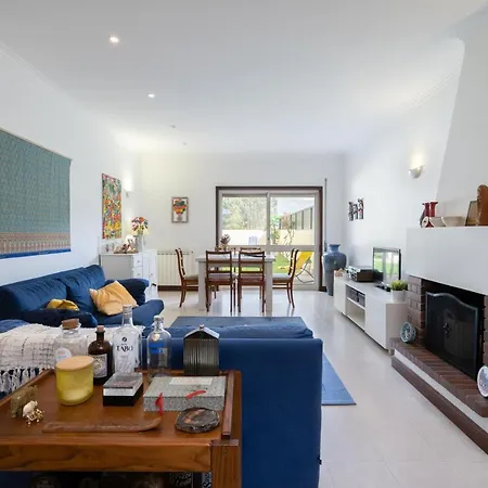 Spacious Modern Beach House - Esposende