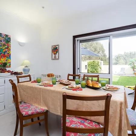Spacious Modern Beach House - Esposende