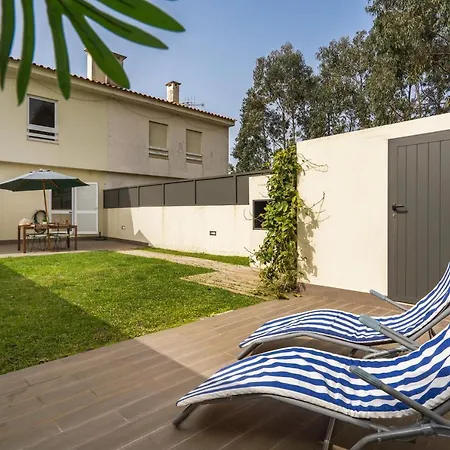 Spacious Modern Beach House - Esposende *