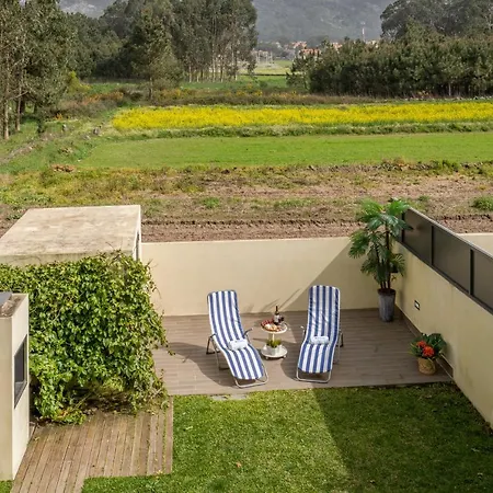 Spacious Modern Beach House - Esposende